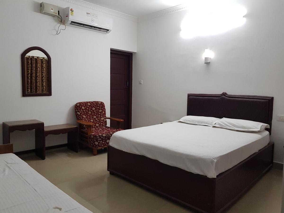 All Seasons Guest House Thiruvananthapuram Dış mekan fotoğraf